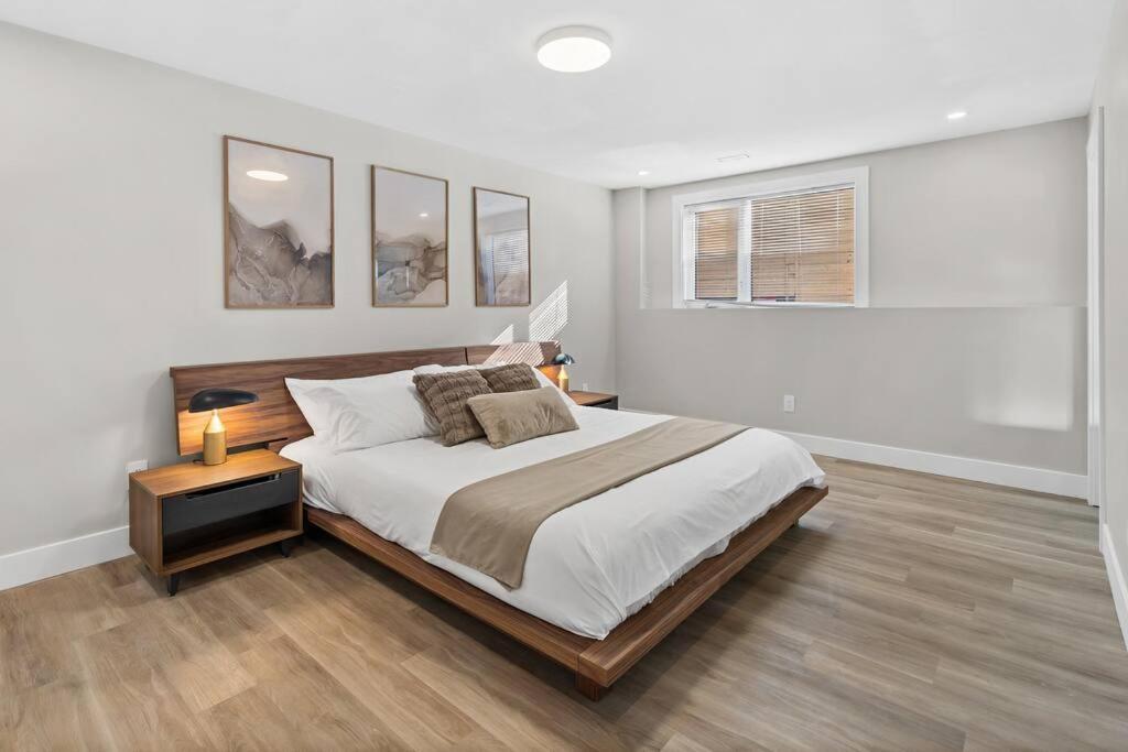 Luxurious 5 Bedroom House With Pool & Sauna West Kelowna Bagian luar foto